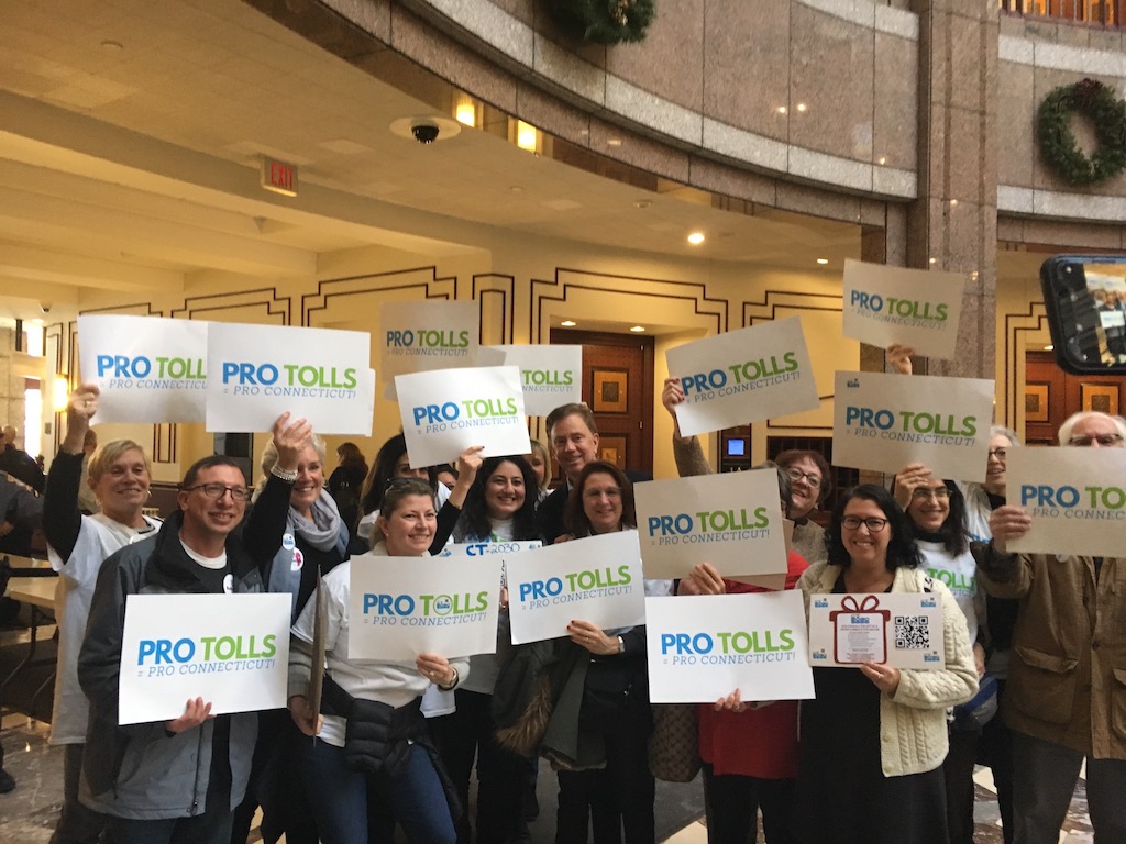 “Top secret” email shows coordination between Lamont administration and toll supporters to hold town meeting